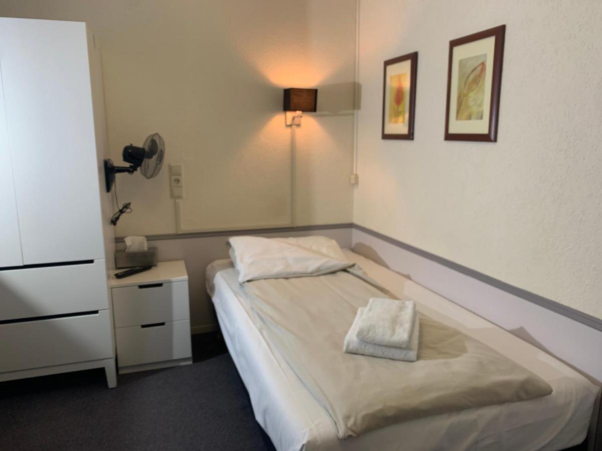 Single Room,1004050164:JPEG